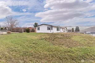 652 S Larch Ave, East Wenatchee, WA 98802 - Photo 29