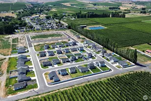 607 N Oak St, Tieton, WA 98947 - Photo 29