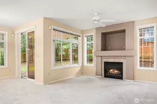 4325 NE 5th Ct, Renton, WA 98059 - Photo 3