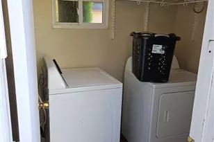 9638 D St E, Tacoma, WA 98445 - Photo 9