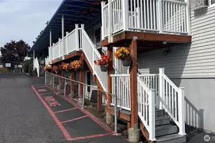 9050 Seward Park Ave S, Seattle, WA 98118 - Photo 31