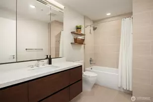 121 Steward St, Seattle, WA 98101 - Photo 17