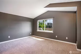 10710 Whitman Ave N, Seattle, WA 98133 - Photo 13