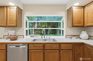 23038 NE 19th Dr, Sammamish, WA 98074 - Photo 11