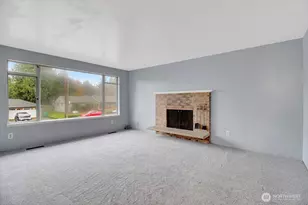 7313 228th St SW, Mountlake Terrace, WA 98043 - Photo 3