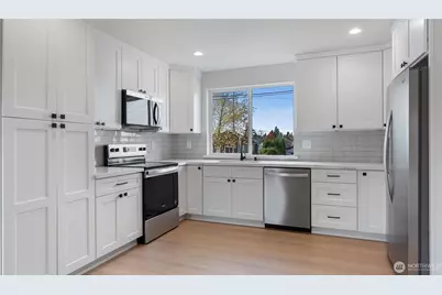 429 Legion Drive #C, Everett, WA 98201 - Photo 3