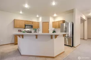 22817 SE 271st Pl, Maple Valley, WA 98038 - Photo 7