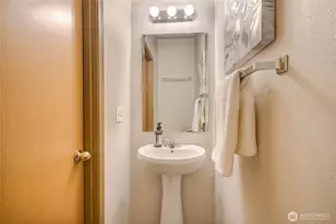 22817 SE 271st Pl, Maple Valley, WA 98038 - Photo 23