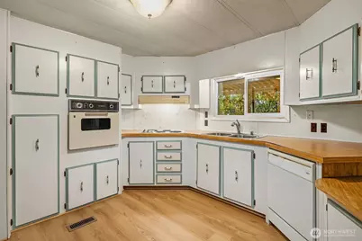 7508 47th Avenue NE #1, Marysville, WA 98270 - Photo 7