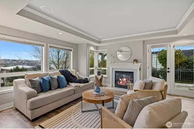 1203 5th Avenue N, Seattle, WA 98109 - Photo 1