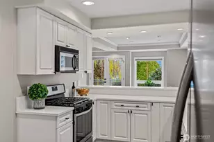 1203 5th Ave N, Seattle, WA 98109 - Photo 11