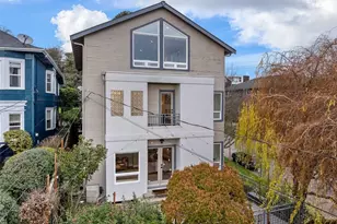 1203 5th Ave N, Seattle, WA 98109 - Photo 37