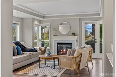 1203 5th Avenue N, Seattle, WA 98109 - Photo 7