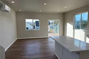 3701 W E St, Bremerton, WA 98312 - Photo 3