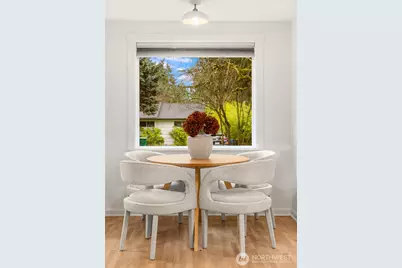 14021 27th Avenue NE, Seattle, WA 98125 - Photo 9