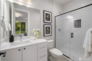 12206 NE 61st St, Kirkland, WA 98033 - Photo 19