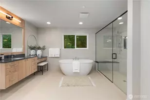 12206 NE 61st St, Kirkland, WA 98033 - Photo 25