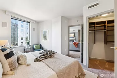 10650 NE 9th Place #1423, Bellevue, WA 98004 - Photo 21