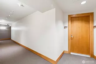 10650 NE 9th Pl, Bellevue, WA 98004 - Photo 23