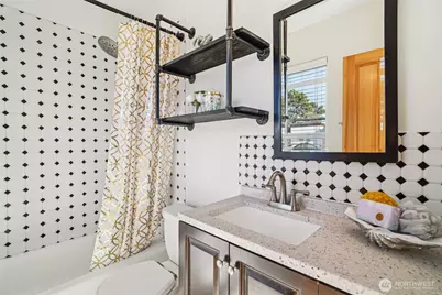 534 25th Avenue S, Seattle, WA 98144 - Photo 15