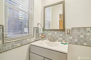 534 25th Ave S, Seattle, WA 98144 - Photo 11