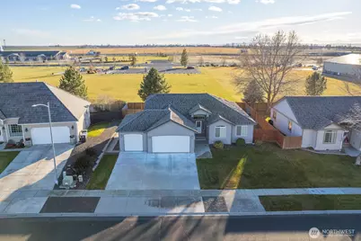 225 E Inglewood Drive, Moses Lake, WA 98837 - Photo 23