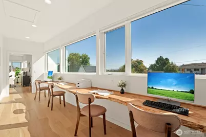 748 N 96th Street, Seattle, WA 98103 - Photo 25