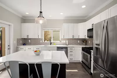 6522 W Crest View Loop SE, Snoqualmie, WA 98065 - Photo 11