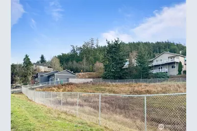 1810 Kansas Avenue, Anacortes, WA 98221 - Photo 7