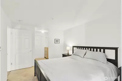 3318 30th Avenue SW #B404, Seattle, WA 98126 - Photo 11