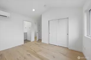 7320 11th Ave NE, Seattle, WA 98115 - Photo 13