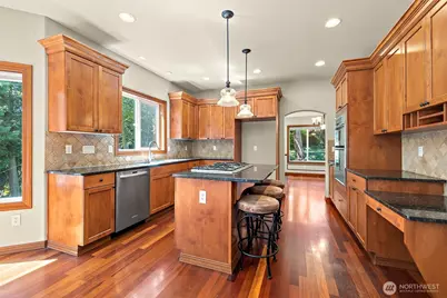 6408 179th Avenue E, Lake Tapps, WA 98391 - Photo 9