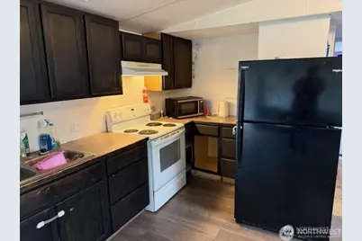 1313 W Cota Street #27, Shelton, WA 98584 - Photo 5