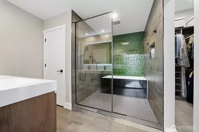 615 E Pike Street #402, Seattle, WA 98122 - Photo 13