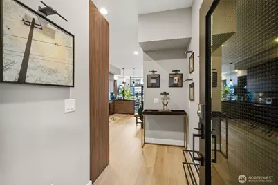 615 E Pike Street #402, Seattle, WA 98122 - Photo 3