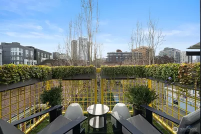 615 E Pike Street #402, Seattle, WA 98122 - Photo 11