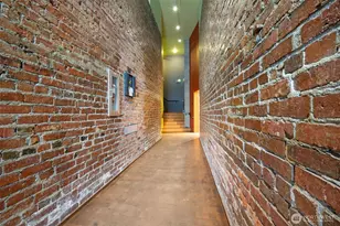 615 E Pike St, Seattle, WA 98122 - Photo 23