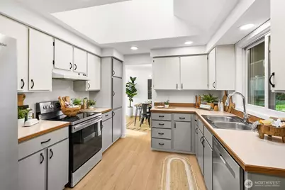 2613 180th Place SE, Bothell, WA 98012 - Photo 7