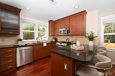 5801 55th Avenue NE #A, Seattle, WA 98105 - Photo 15