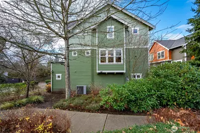 5801 55th Avenue NE #A, Seattle, WA 98105 - Photo 39