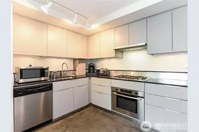 501 Roy Street #F229, Seattle, WA 98109 - Photo 13