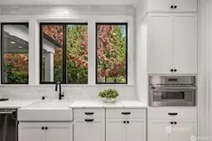 13988 SE 5th St, Bellevue, WA 98005 - Photo 13