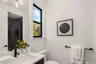 13988 SE 5th St, Bellevue, WA 98005 - Photo 37