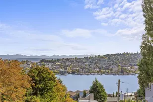 559 McGraw St, Seattle, WA 98109 - Photo 29