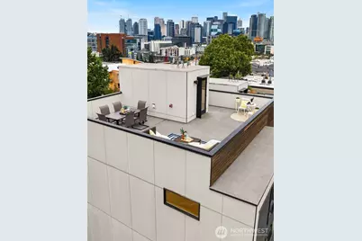 1002 5th Avenue N, Seattle, WA 98109 - Photo 35