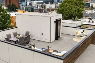 1002 5th Ave N, Seattle, WA 98109 - Photo 35