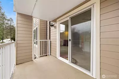 206 Mountain Park Boulevard SW #D101, Issaquah, WA 98027 - Photo 15