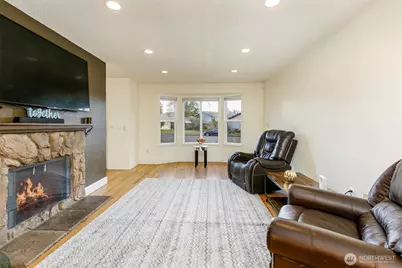 4003 NE 6th Court, Renton, WA 98056 - Photo 3