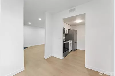 14020 Juanita Drive NE #B3, Kirkland, WA 98034 - Photo 11