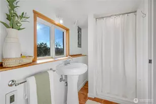 406 N Bowdoin Pl, Seattle, WA 98103 - Photo 25